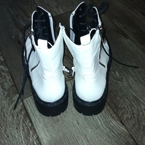 Booties - Picture 4 of 6